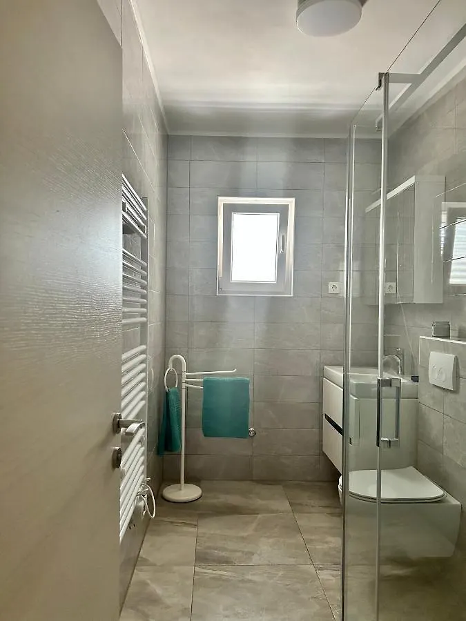 Villa Roseal Povljana 0*,