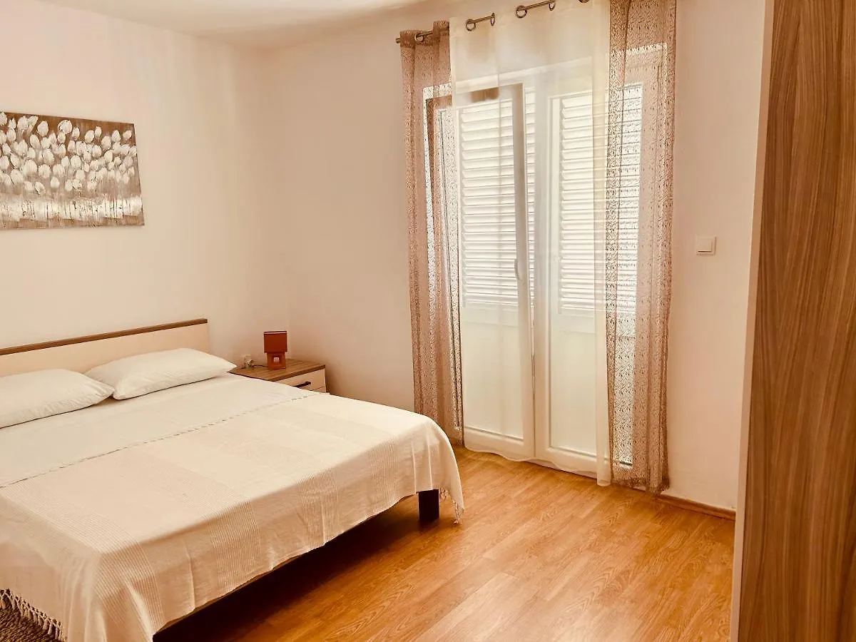 Villa Roseal Povljana 0*,  Croatia